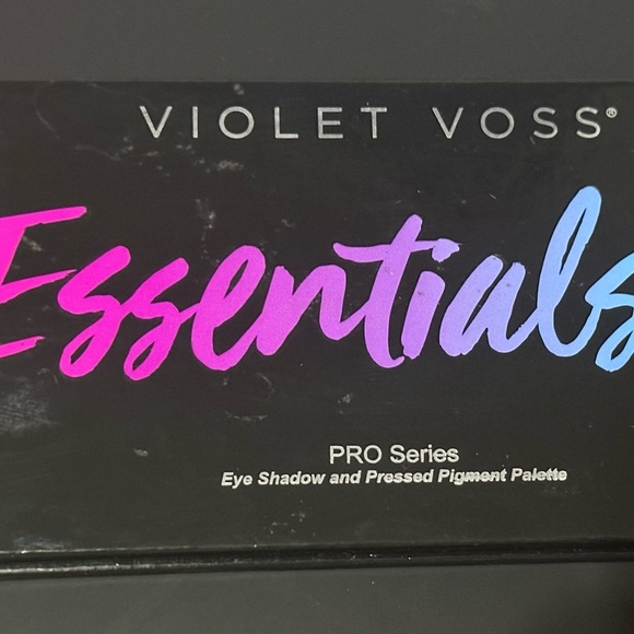 New Violet Voss Essentials 2 Pro Series Eye Shadow Pallet - Picture 3 of 4
